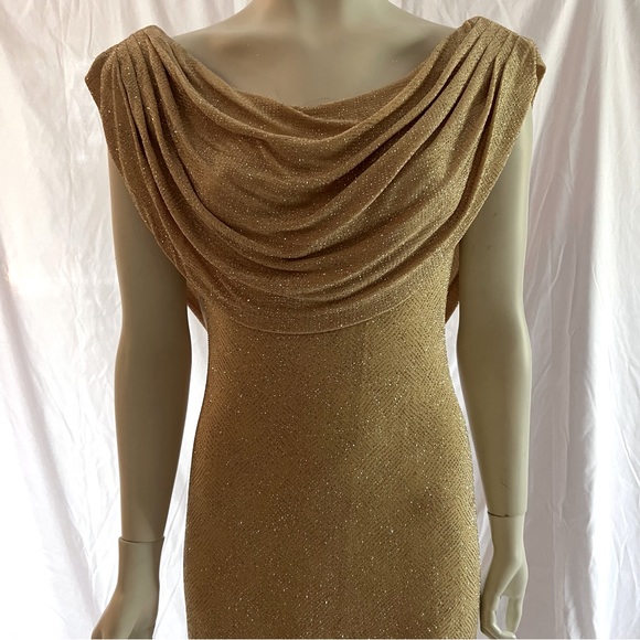 Gorgeous gown by Night Ways. Golden sparkles, excellent condition. Stretch. - Picture 2 of 11